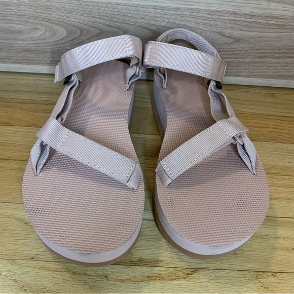 Teva Women's Flatform Universal Sandals - Size 11 - Picture 3 of 8